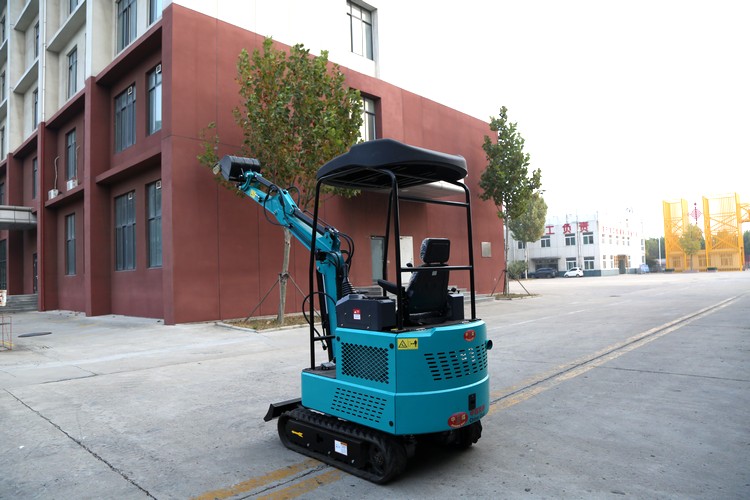 Shandong Weixin Sent Small Excavator To Guangdong
